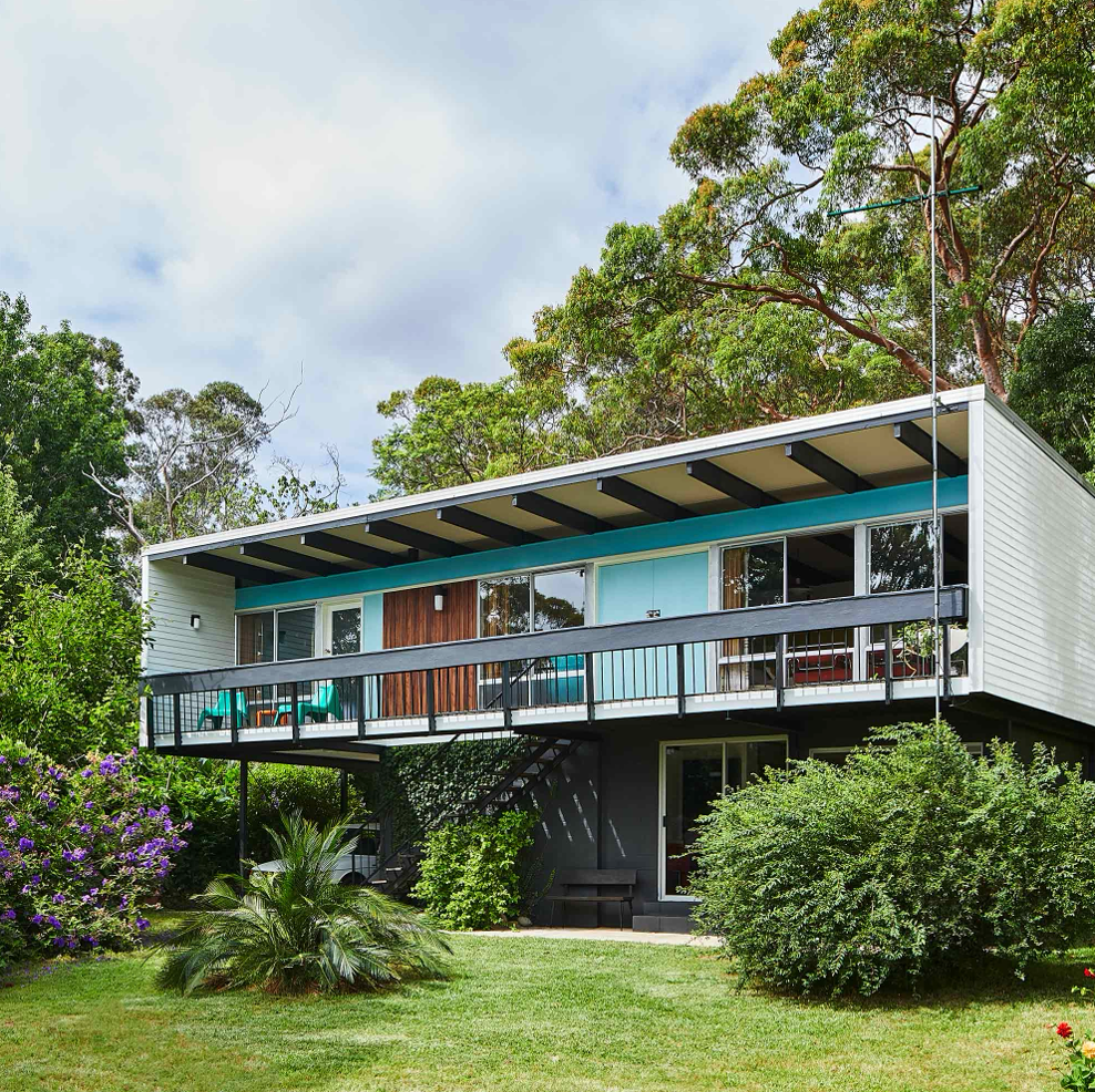 The Beachcomber Experience. The Australian Dream? with Tim Ross